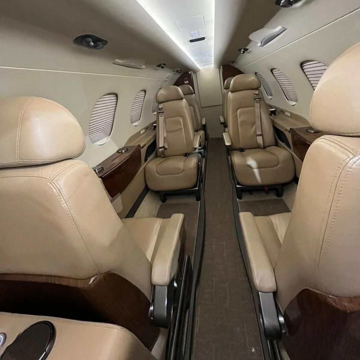 EMBRAER PHENOM 300 2016 EMBRAER PHENOM 300 2016