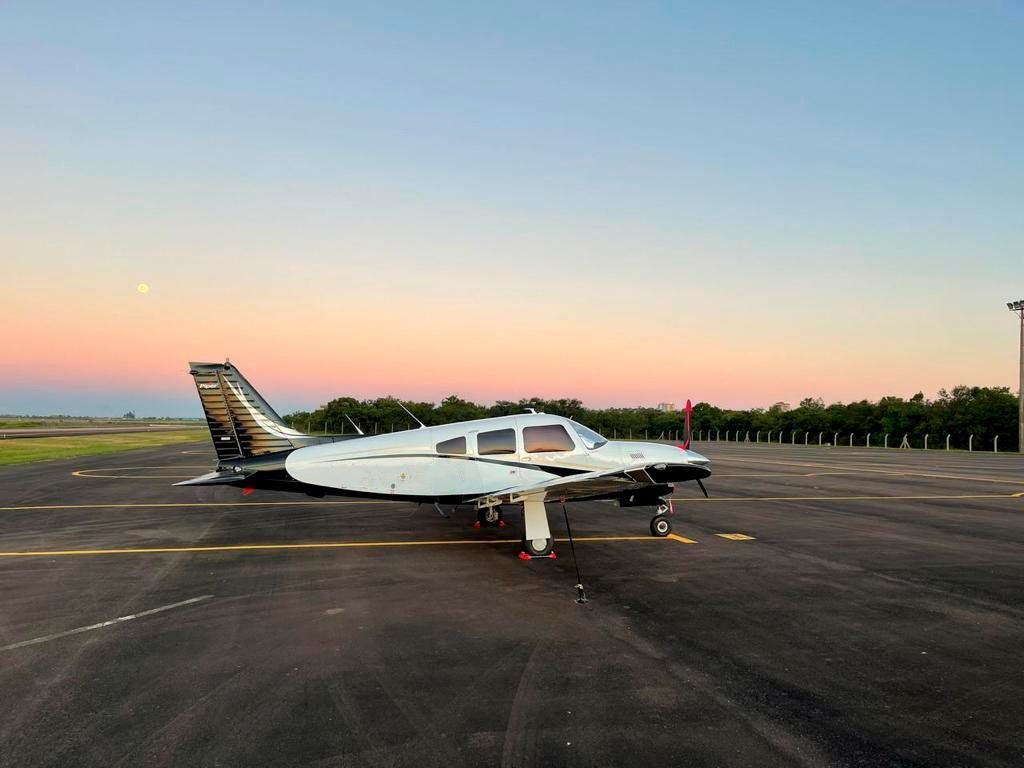 PIPER ARROW III PA-28R-201T 1977