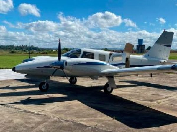 PIPER SENECA IV PA-34-220T 1994