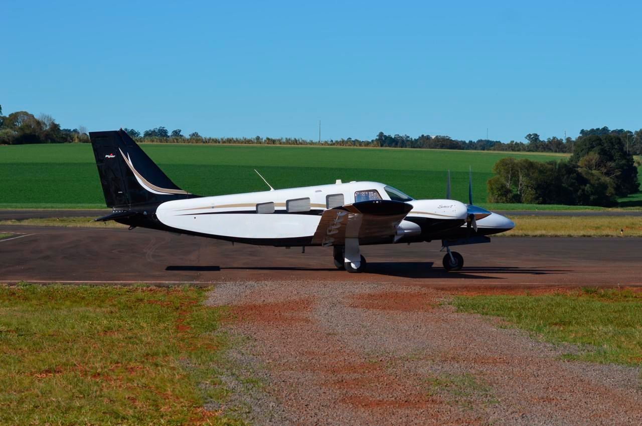 PIPER SENECA V PA-34-220T 2013 PIPER SENECA V PA-34-220T 2013