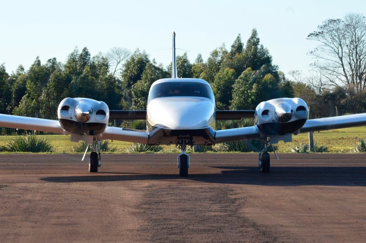 PIPER SENECA V PA-34-220T 2013 PIPER SENECA V PA-34-220T 2013