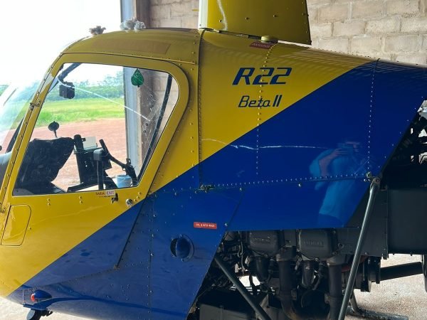 ROBINSON R22 BETA II 2004