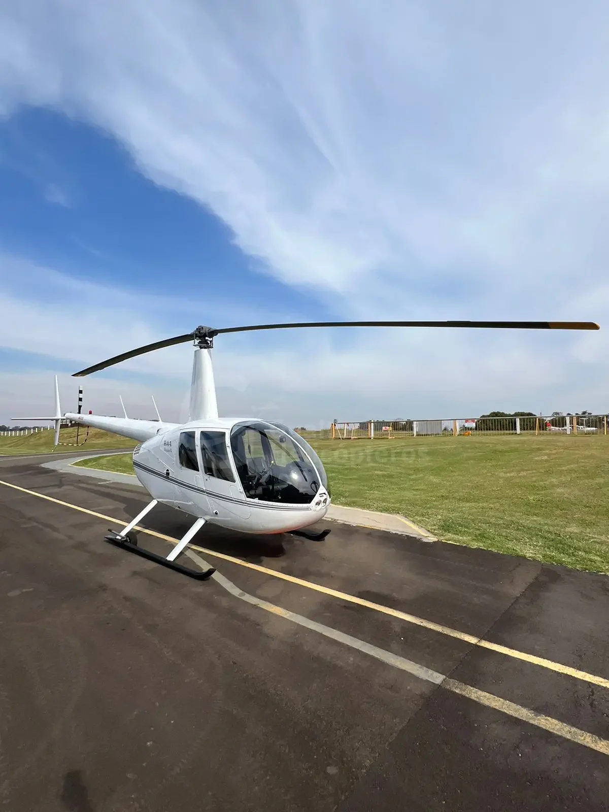 ROBINSON R44 RAVEN II 2007 ROBINSON R44 RAVEN II 2007