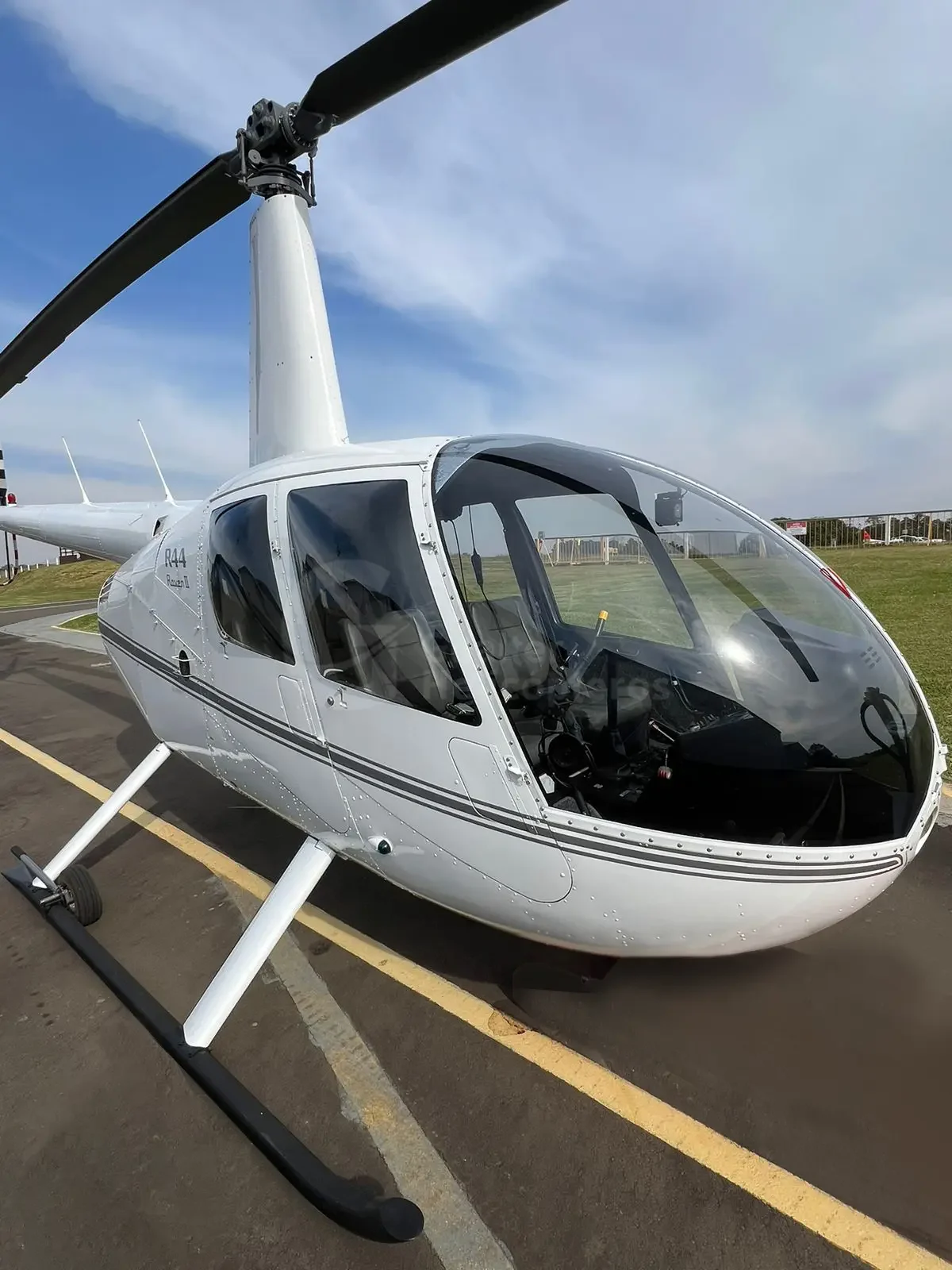 ROBINSON R44 RAVEN II 2007 ROBINSON R44 RAVEN II 2007