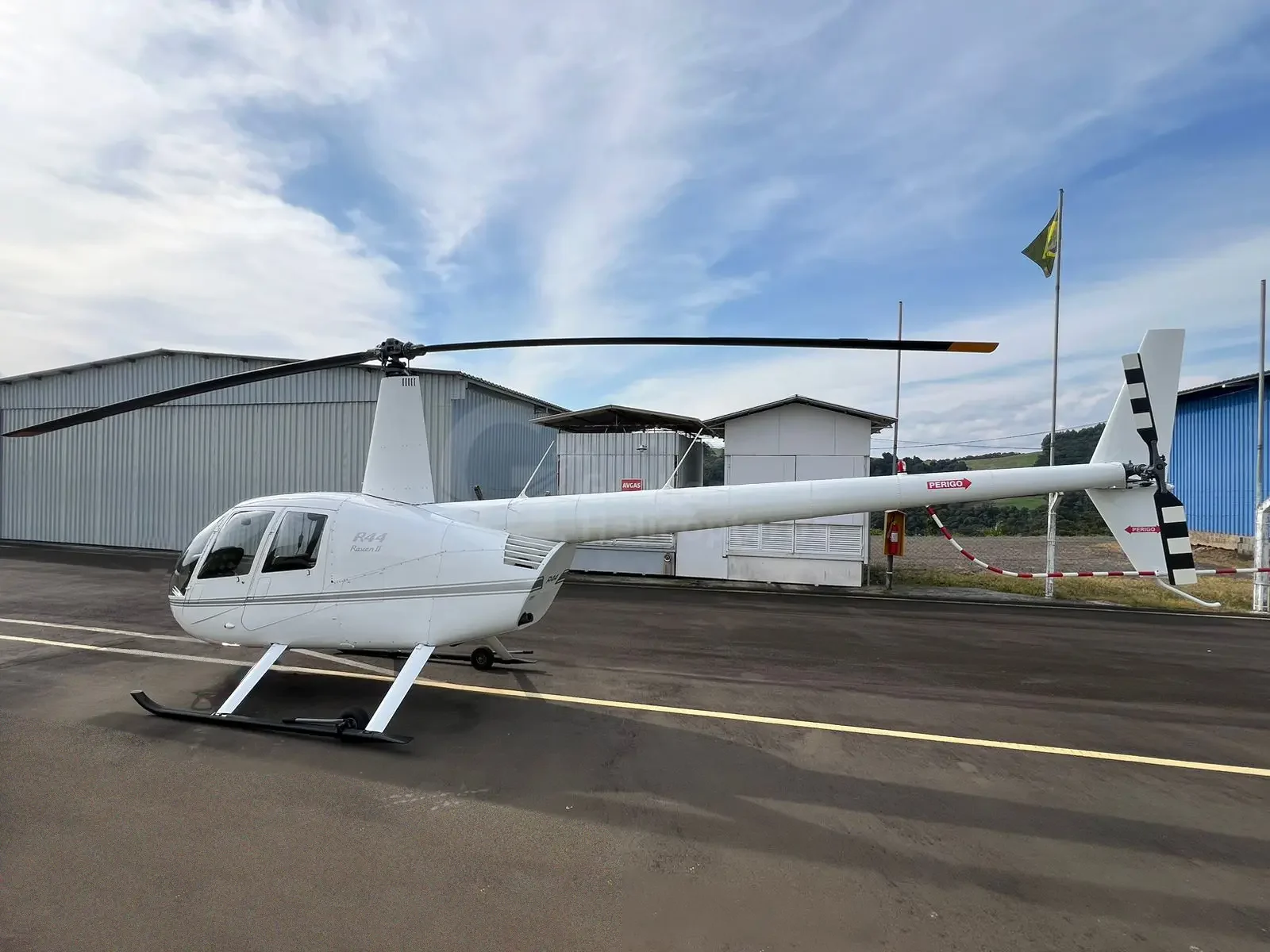 ROBINSON R44 RAVEN II 2007 ROBINSON R44 RAVEN II 2007
