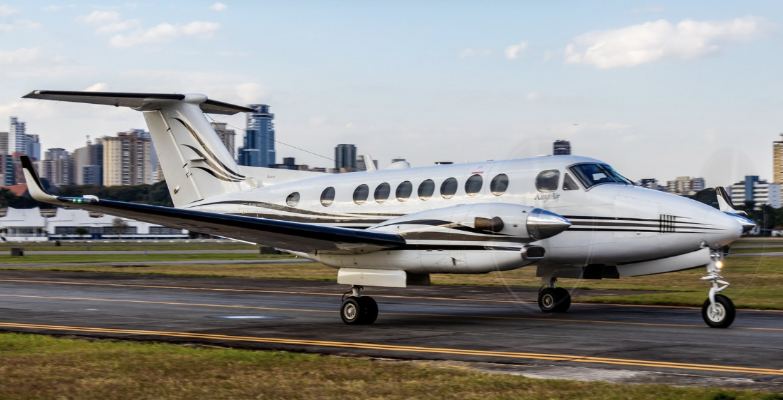 BEECHCRAFT KING AIR 350 2002 BEECHCRAFT KING AIR 350 2002