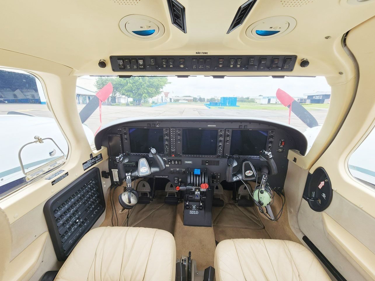 PIPER AIRCRAFT SENECA V 2013