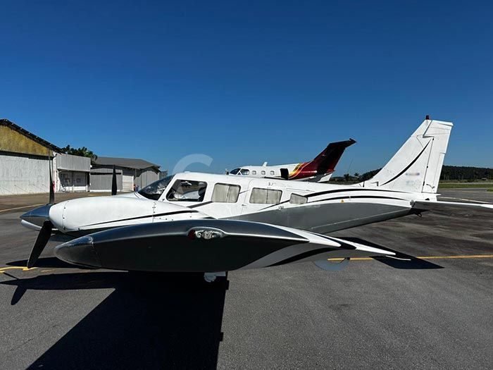 EMBRAER SENECA III EMB-810D 1988 EMBRAER SENECA III EMB-810D 1988