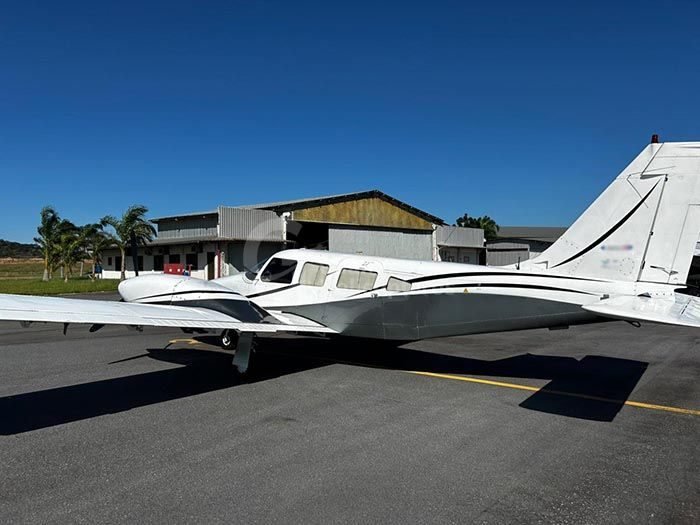 EMBRAER SENECA III EMB-810D 1988 EMBRAER SENECA III EMB-810D 1988