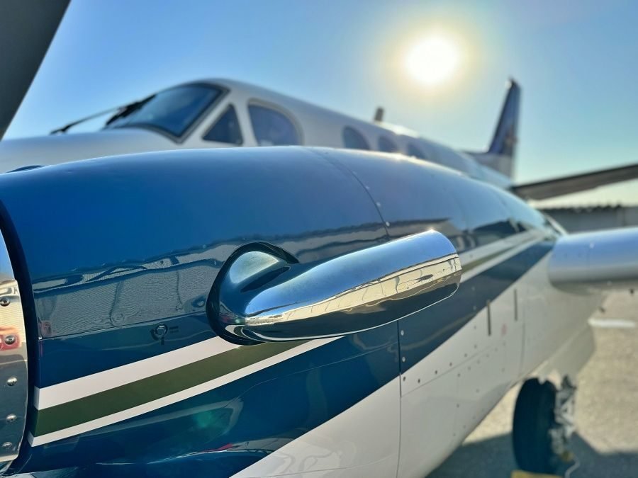 BEECHCRAFT KING AIR C90A 1990 BEECHCRAFT KING AIR C90A 1990
