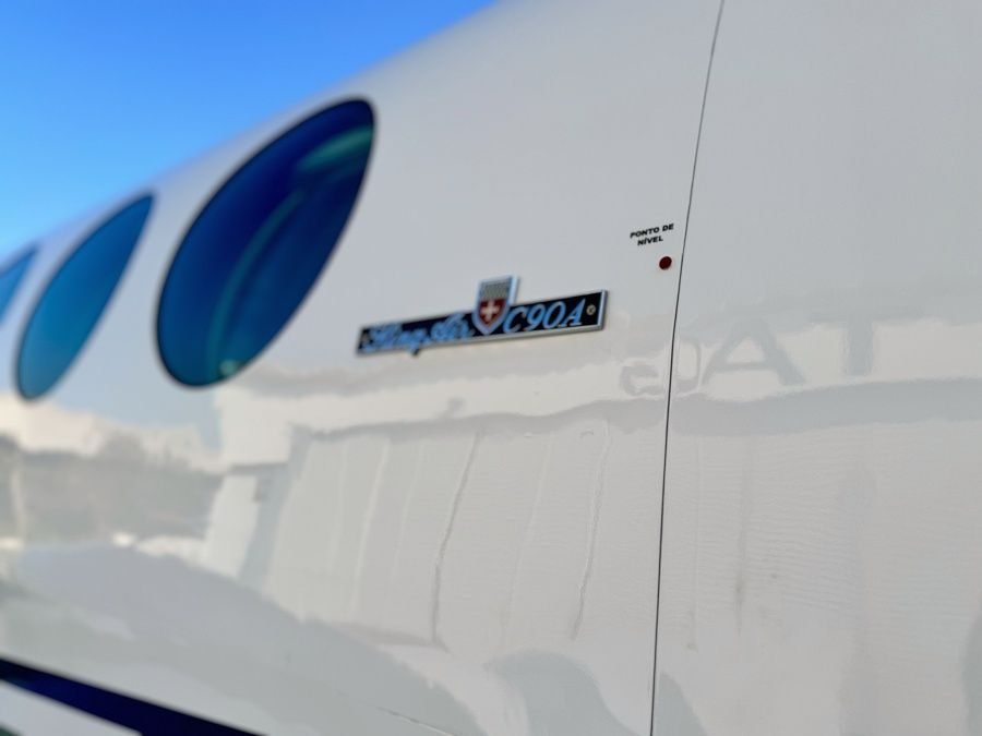 BEECHCRAFT KING AIR C90A 1990 BEECHCRAFT KING AIR C90A 1990