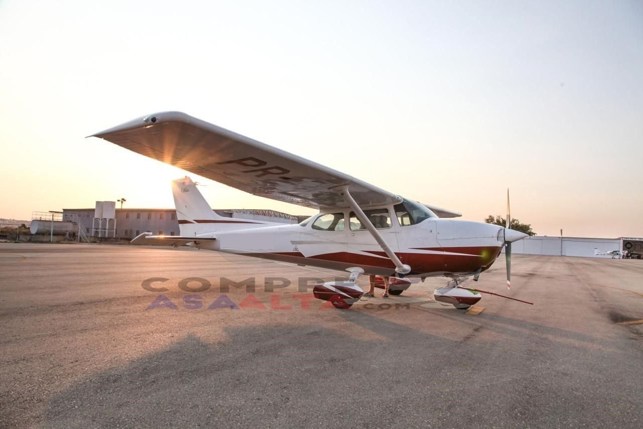 CESSNA 172M 1974 CESSNA 172M 1974