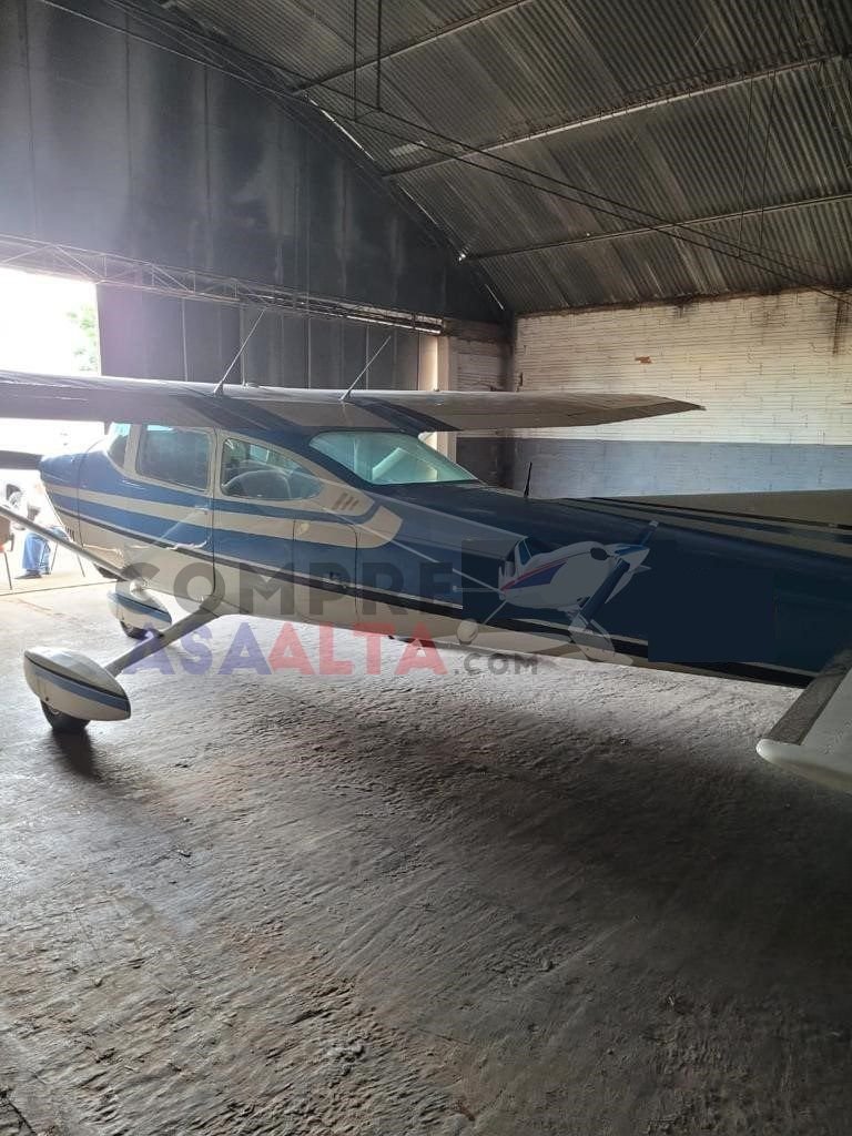 CESSNA 182P SKYLANE 1974 CESSNA 182P SKYLANE 1974