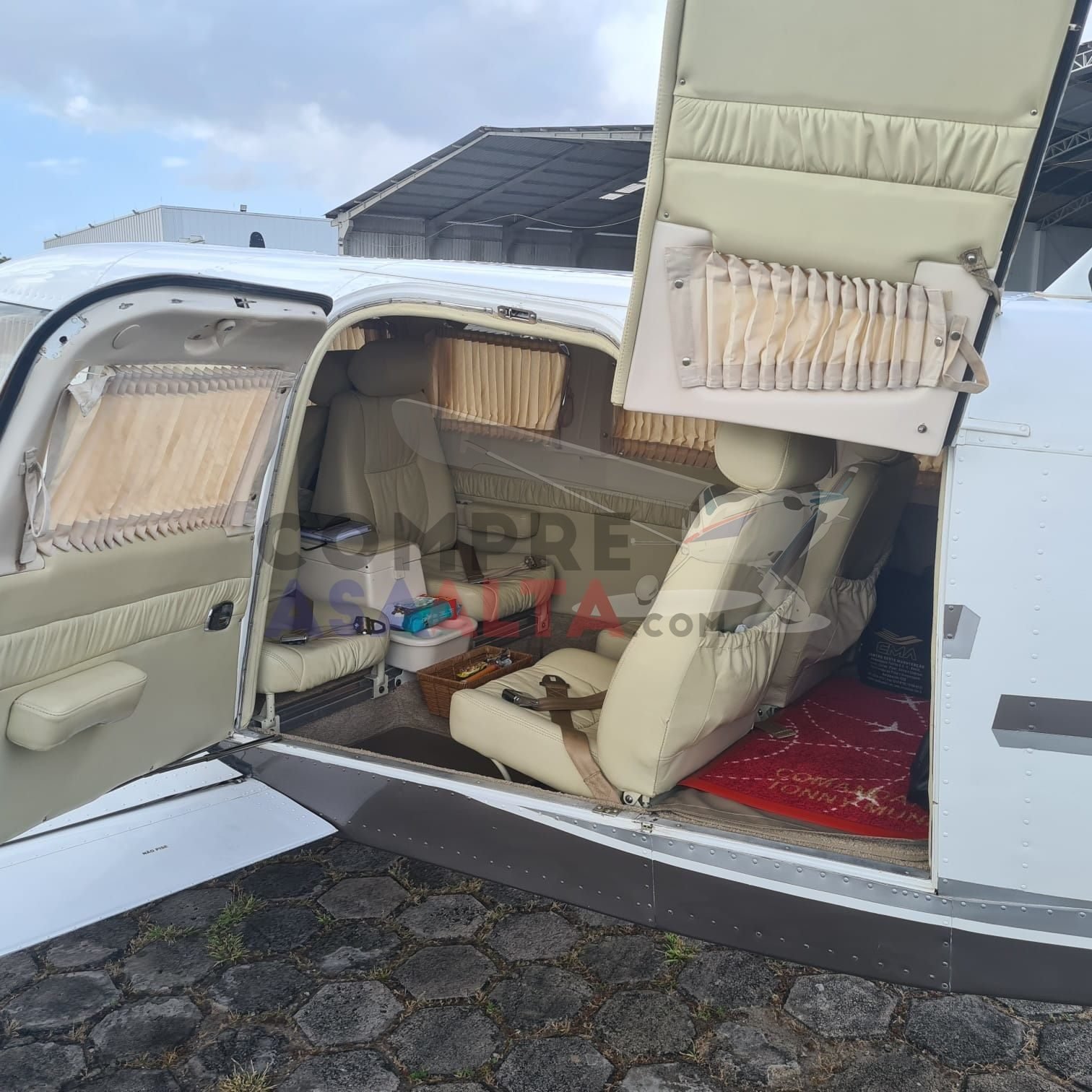 EMB-810C SENECA II 1979 EMB-810C SENECA II 1979