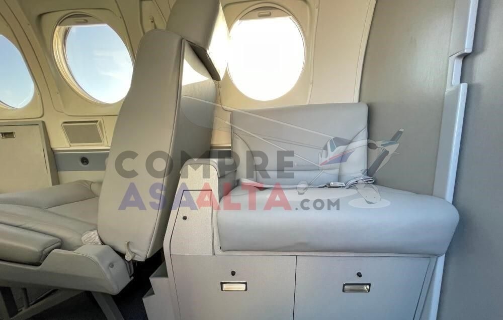 BEECHCRAFT KING AIR F90 1981 BEECHCRAFT KING AIR F90 1981