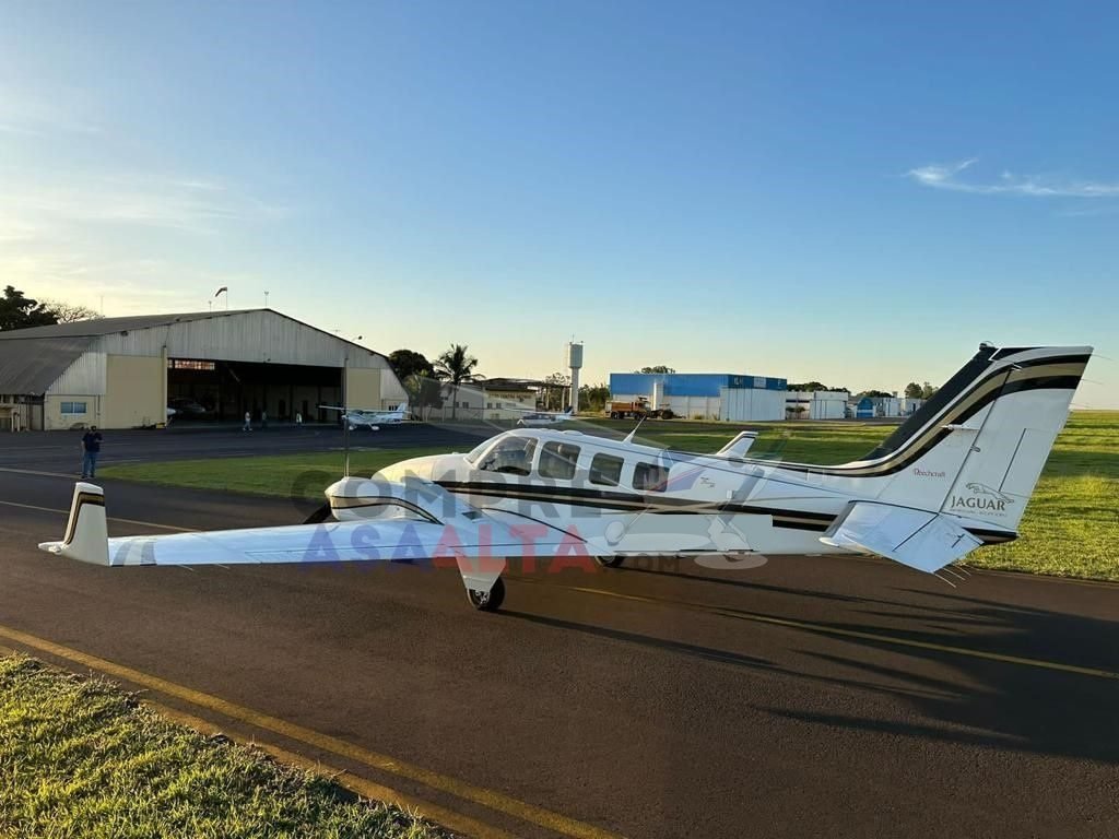 BEECHCRAFT BARON 58 2001 BEECHCRAFT BARON 58 2001