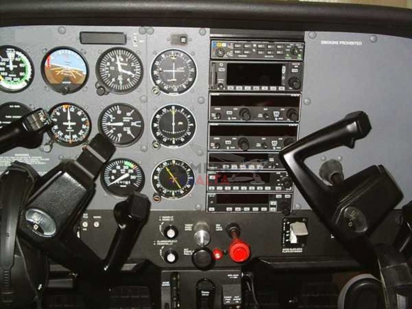 CESSNA 172R 2002 CESSNA 172R 2002