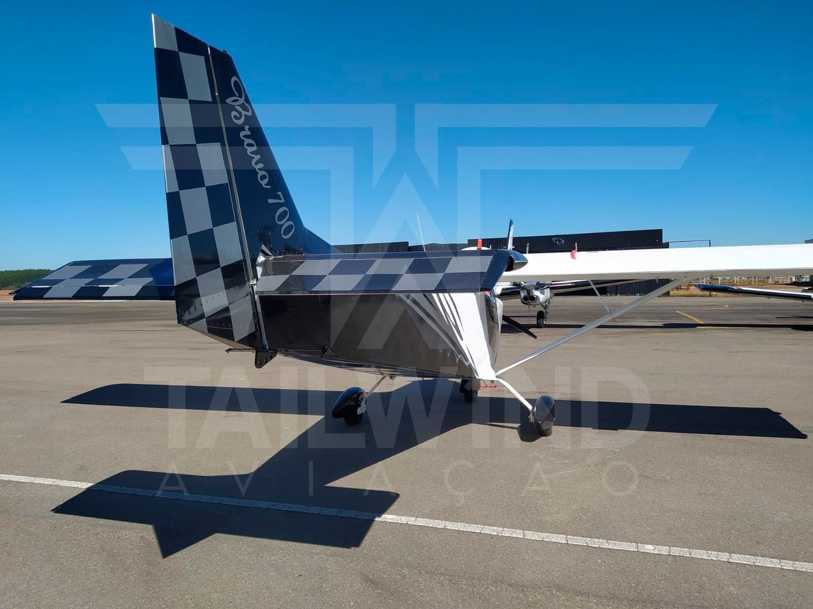 AEROBRAVO BRAVO 700 2014 AEROBRAVO BRAVO 700 2014