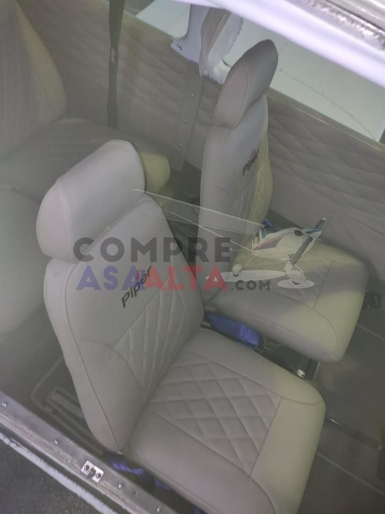 PIPER CHEROKEE 180 1974 PIPER CHEROKEE 180 1974