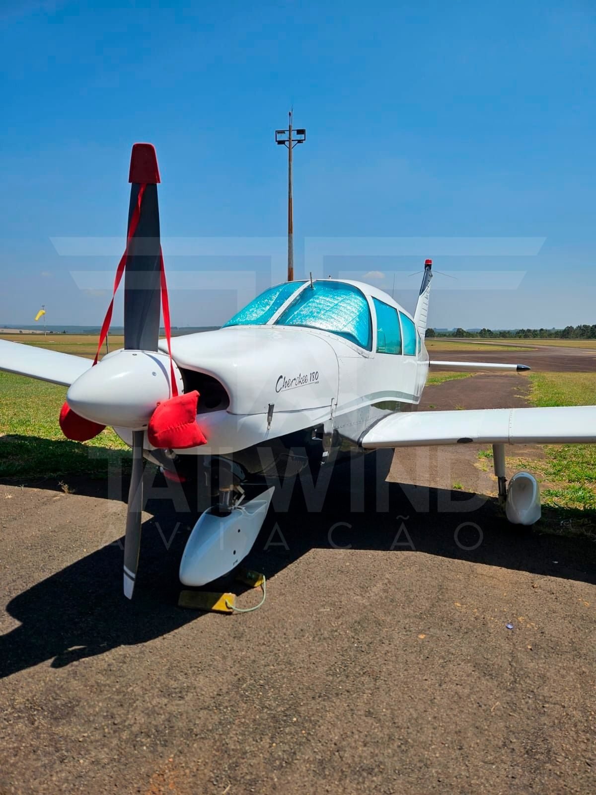 PIPER CHEROKEE 180 1968 PIPER CHEROKEE 180 1968