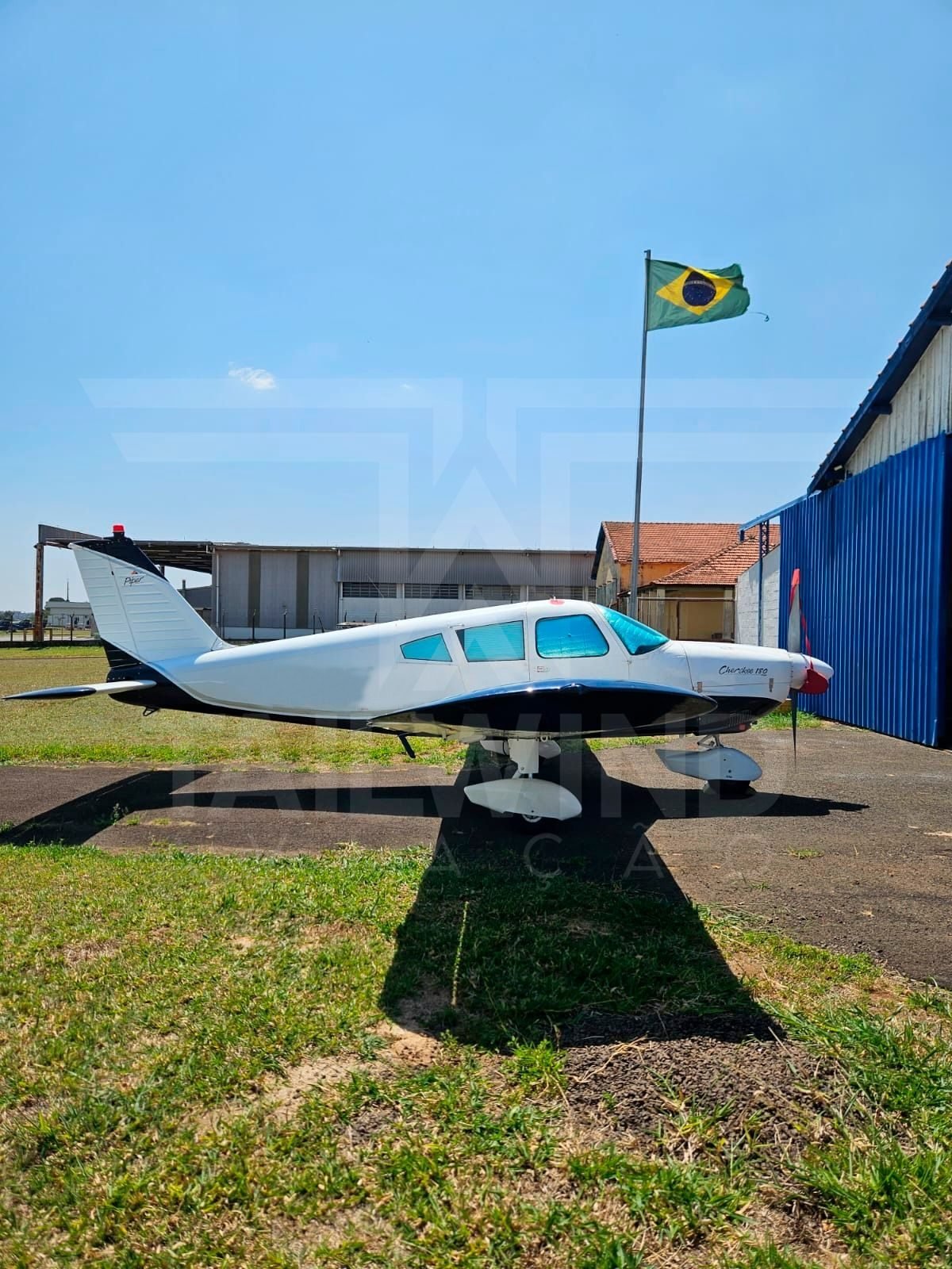 PIPER CHEROKEE 180 1968 PIPER CHEROKEE 180 1968