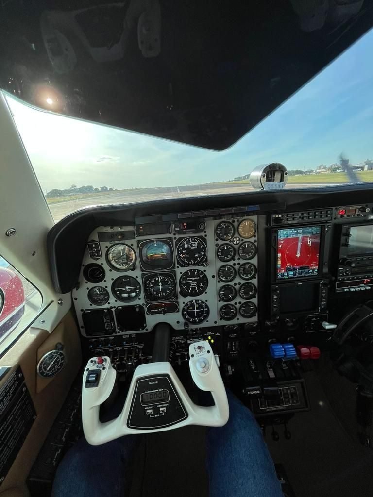 BEECHCRAFT BARON B58 1996 BEECHCRAFT BARON B58 1996