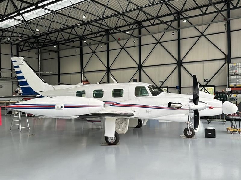PIPER CHEYENNE II 1982 PIPER CHEYENNE II 1982
