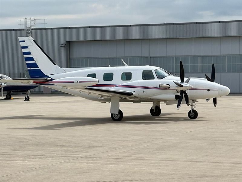 PIPER CHEYENNE II 1982 PIPER CHEYENNE II 1982