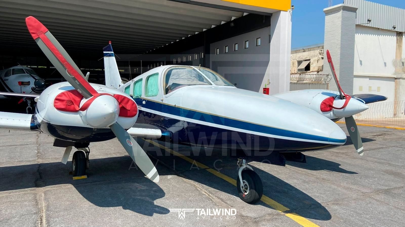 EMBRAER SENECA II 1980 EMBRAER SENECA II 1980