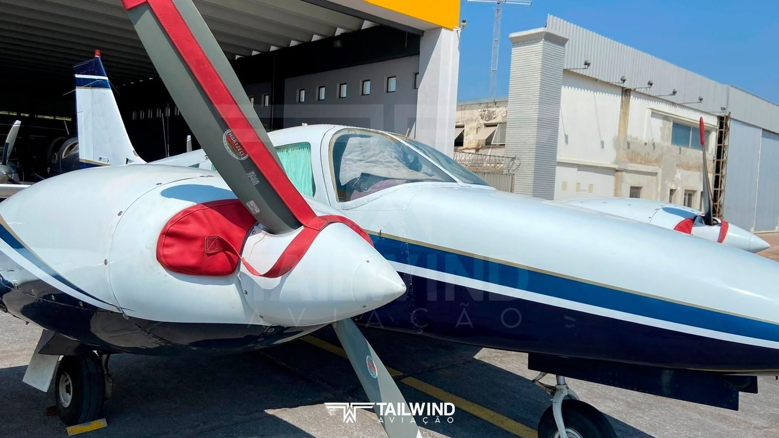 EMBRAER SENECA II 1980 EMBRAER SENECA II 1980