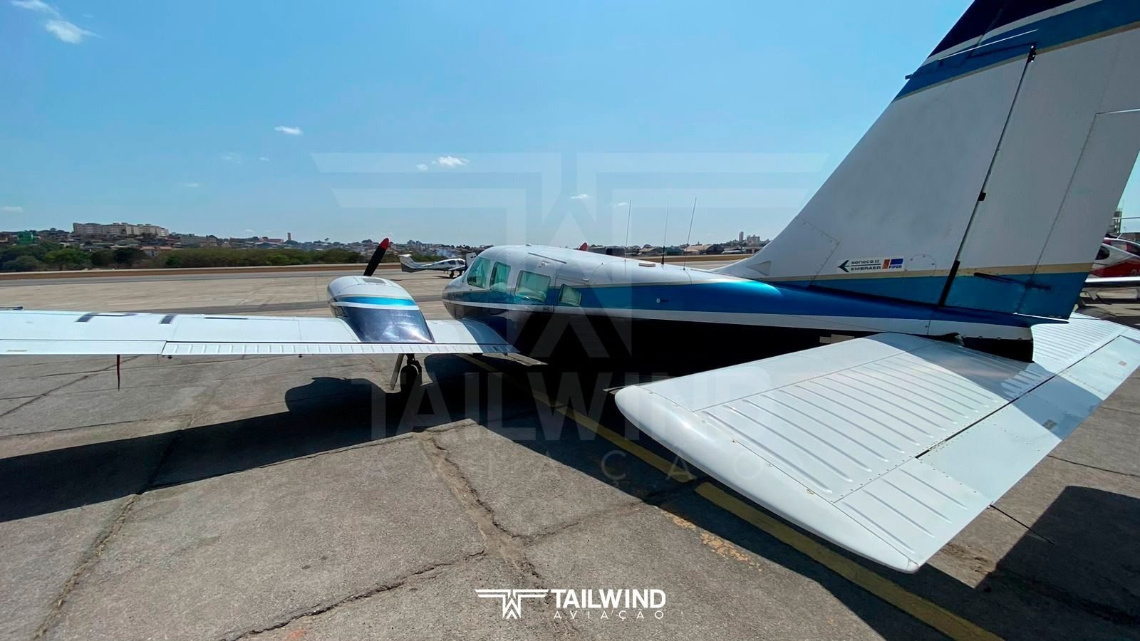 EMBRAER SENECA II 1980 EMBRAER SENECA II 1980