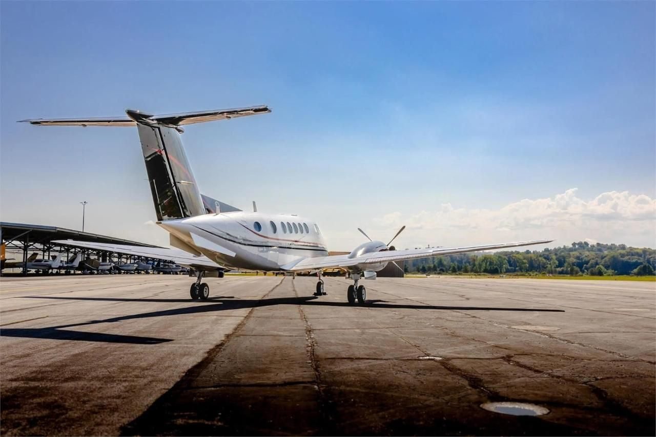 BEECHCRAFT KING AIR B200 1981 BEECHCRAFT KING AIR B200 1981