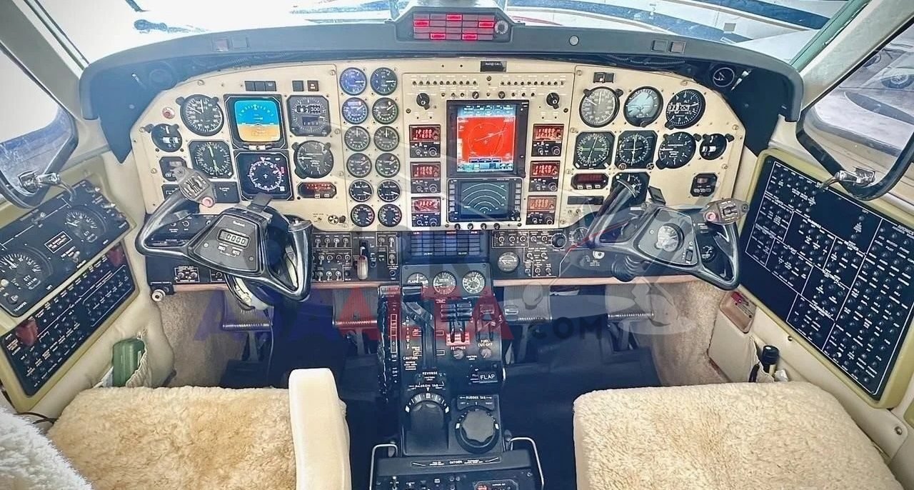 BEECHCRAFT KING AIR B200 2000