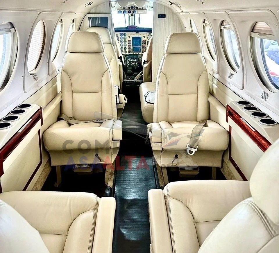 BEECHCRAFT KING AIR B200 2000