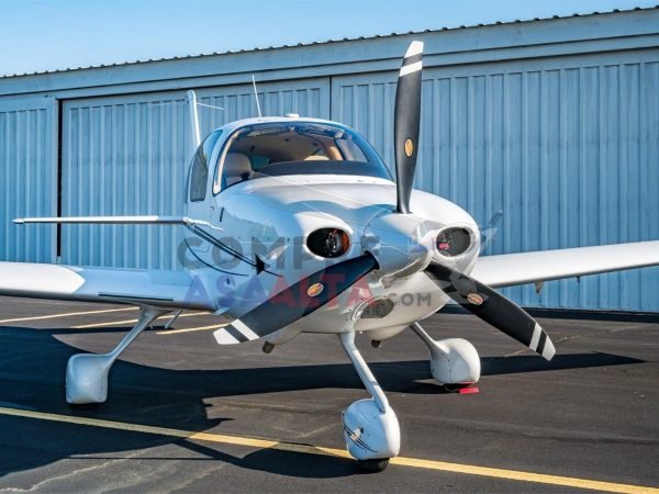 CIRRUS SR22 2017