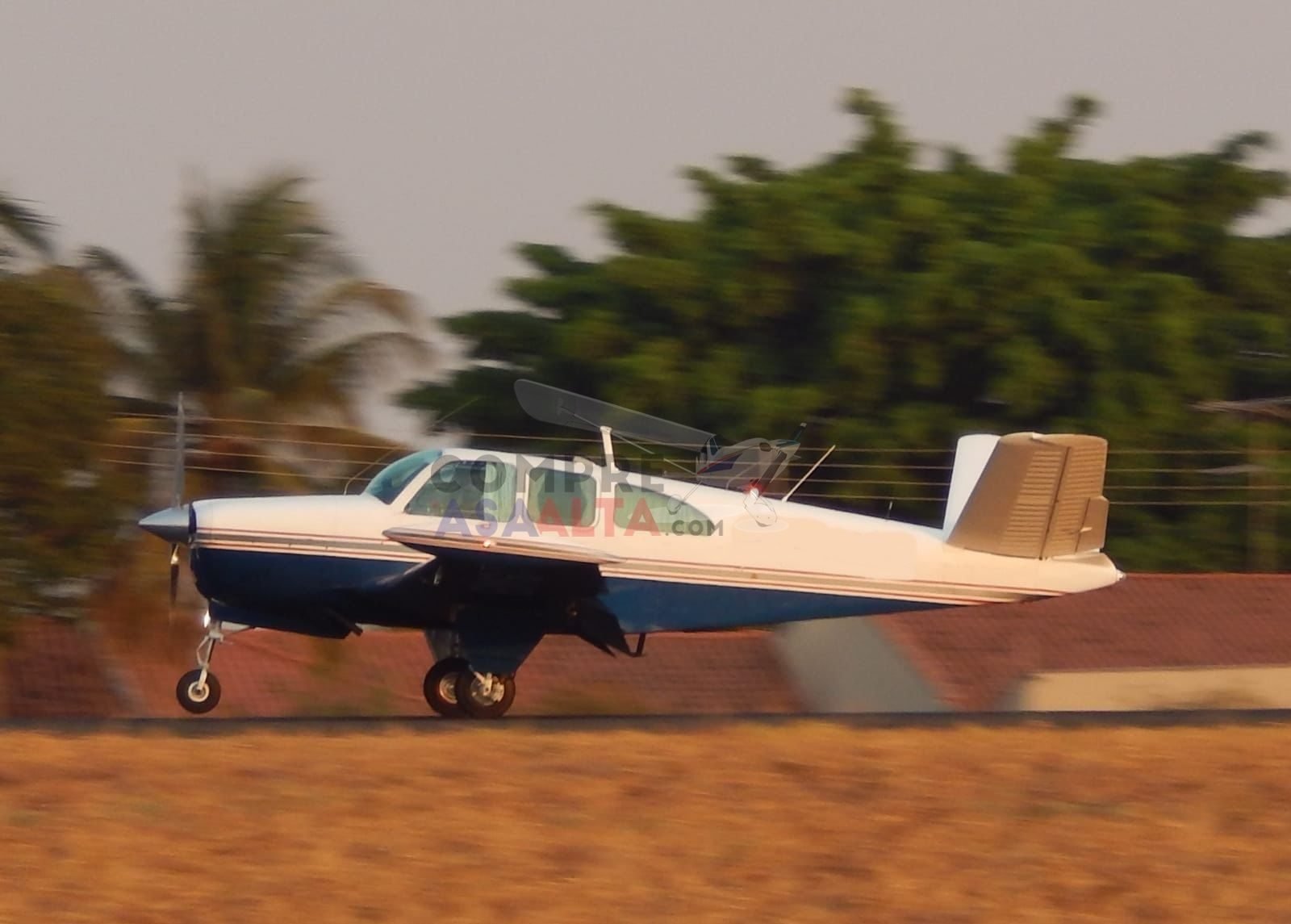 BEECHCRAFT BONANZA N35 1961 BEECHCRAFT BONANZA N35 1961