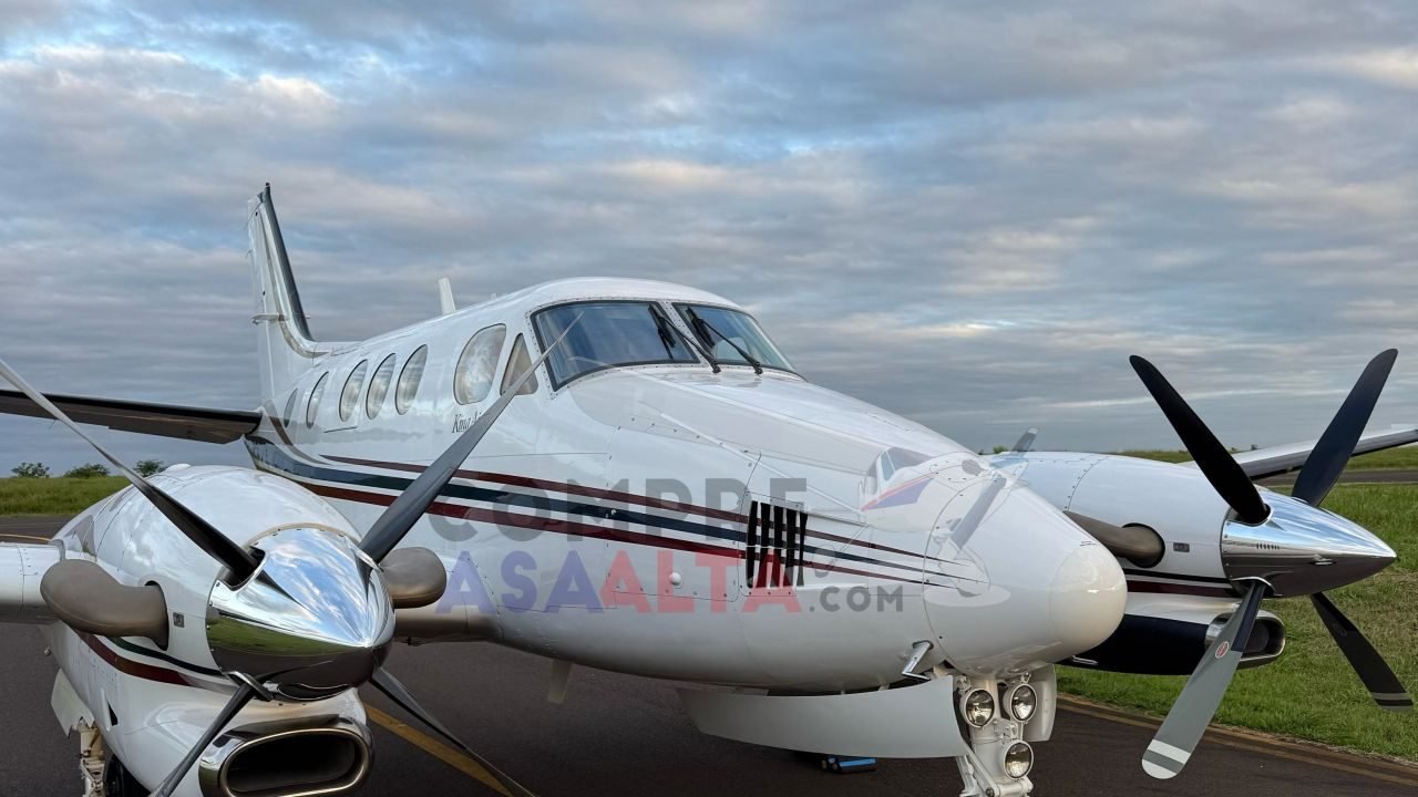 BEECHCRAFT KING AIR C90B 2002