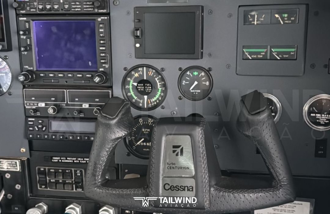 CESSNA T210M 1978