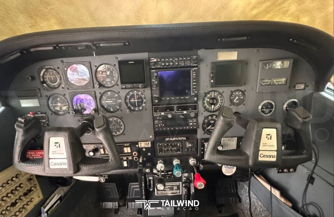 CESSNA T210M 1978