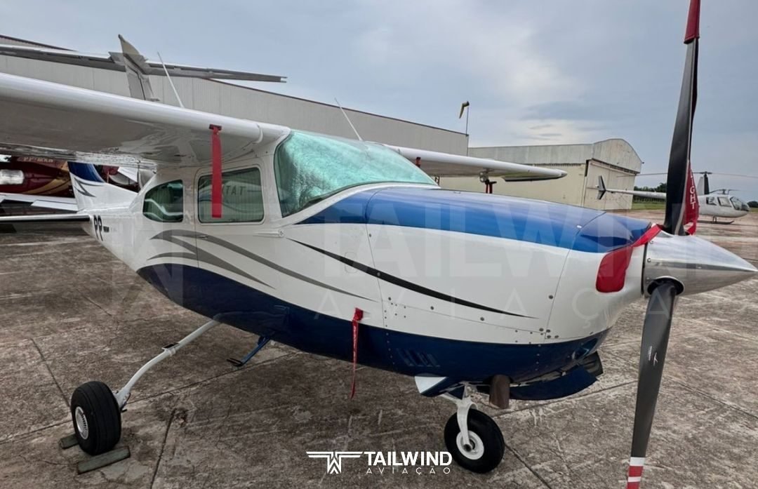 CESSNA T210M 1978