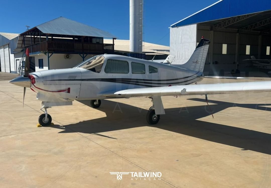 PIPER ARROW III 1978