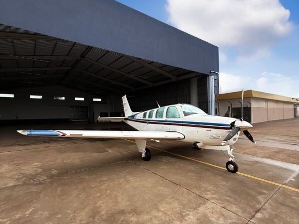 BEECHCRAFT BONANZA A36 1995
