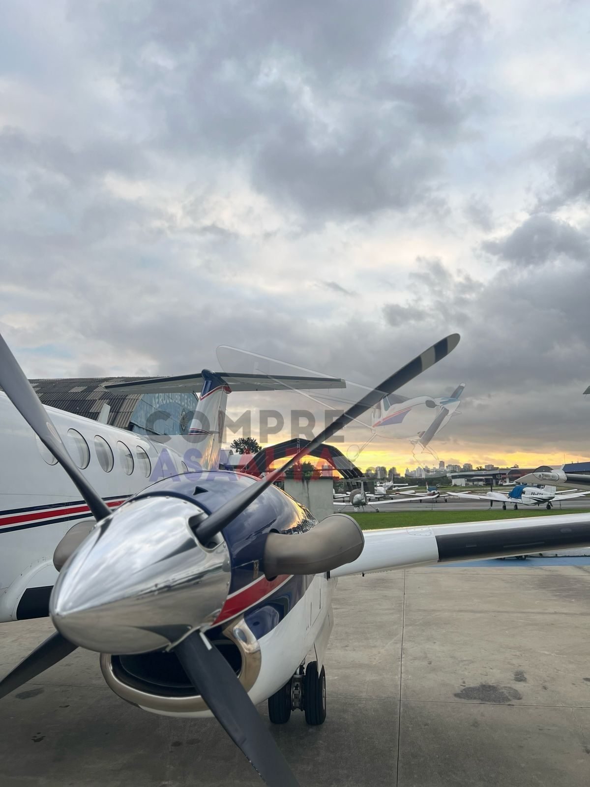 BEECHCRAFT KING AIR B200 2000