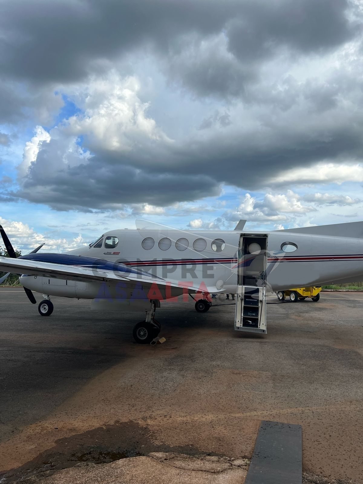 BEECHCRAFT KING AIR B200 2000