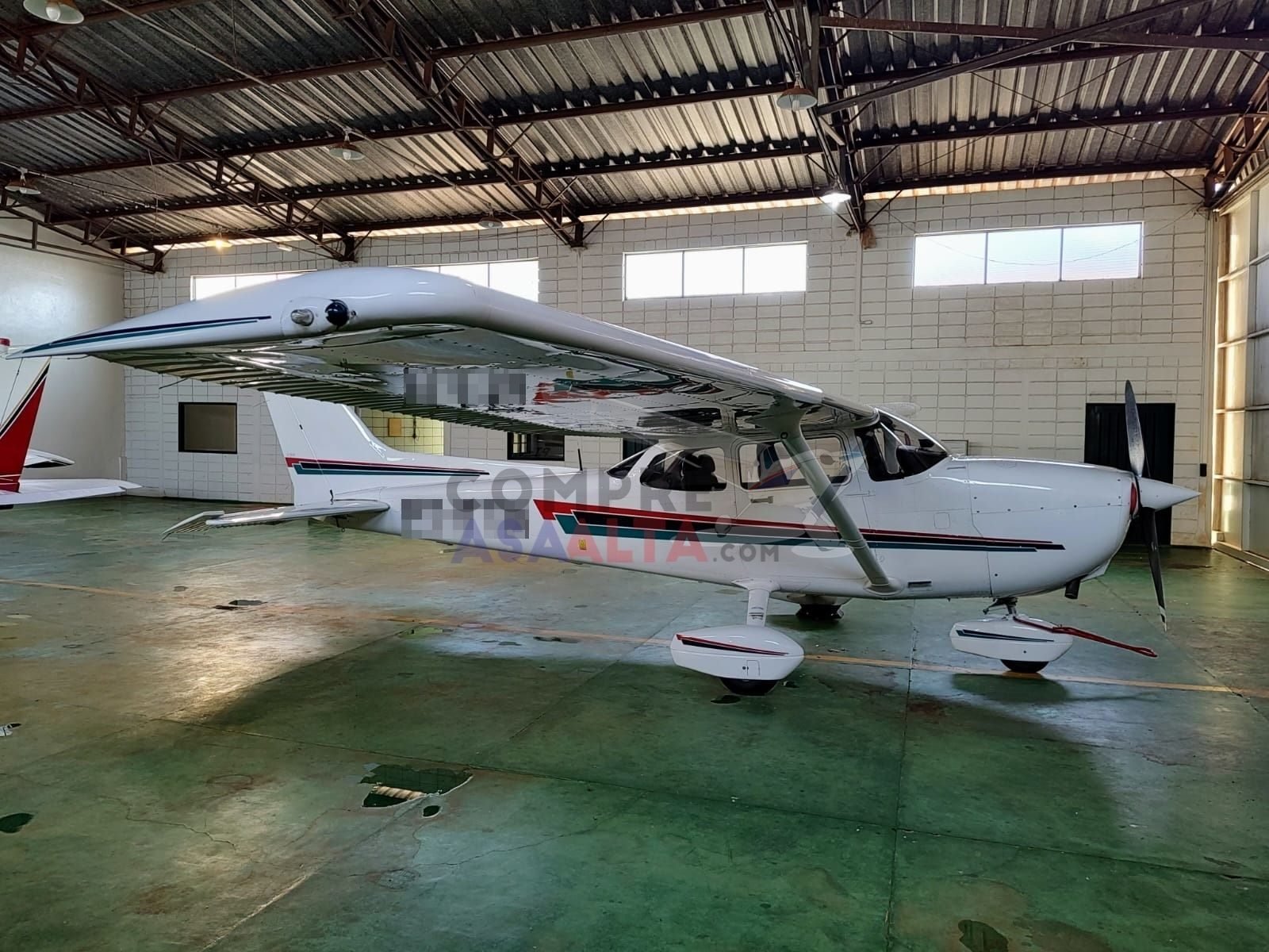 CESSNA 172R 2002 CESSNA 172R 2002