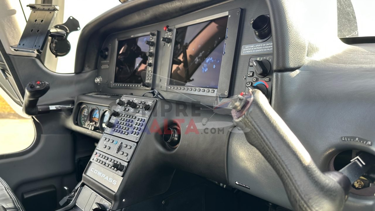 CIRRUS SR20 COMPASS 2013 CIRRUS SR20 COMPASS 2013