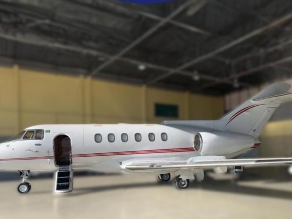 HAWKER 800 1989