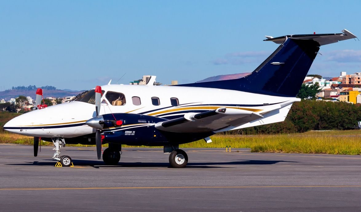 EMBRAER XINGU II EMB-121A 1982